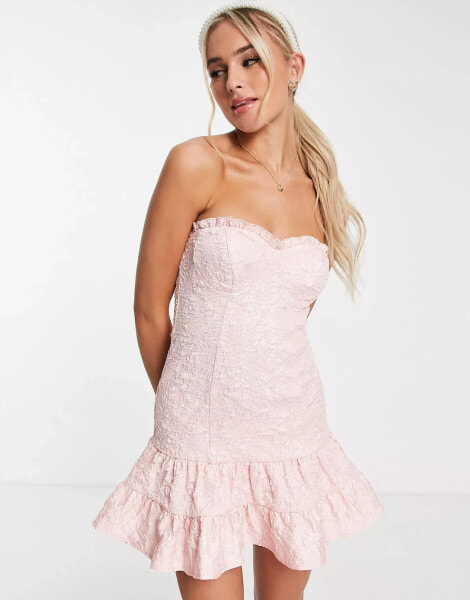 Miss Selfridge – Kurzes Ballkleid aus rosa Jacquard mit Bustier-Detail