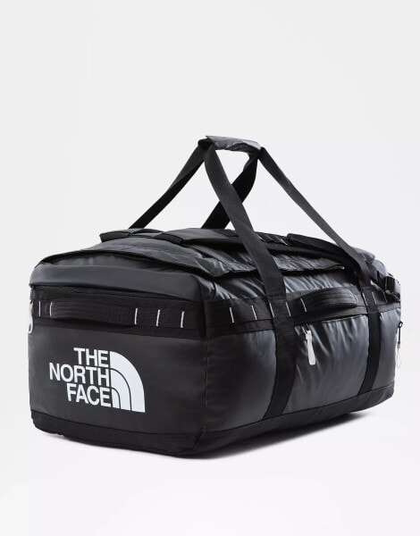 The North Face Base camp voyager duffel 62l in black/white