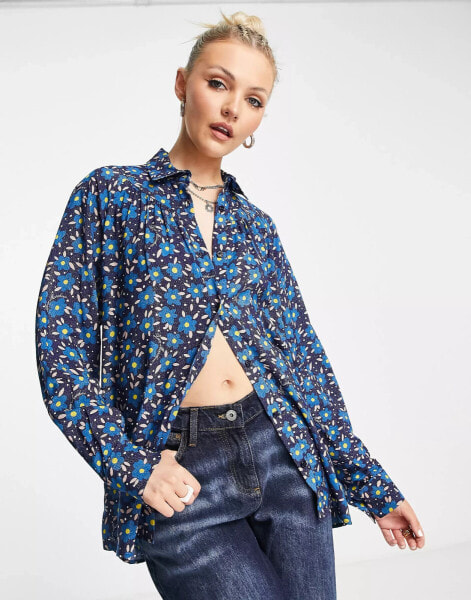 Love Moschino 80s flower print shirt in blue