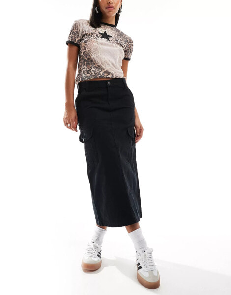 Dickies seasonal maxi cargo skirt in black