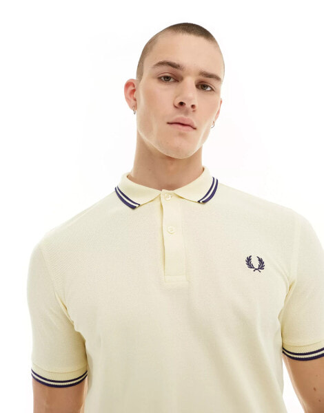 Fred Perry twin tipped polo in cream