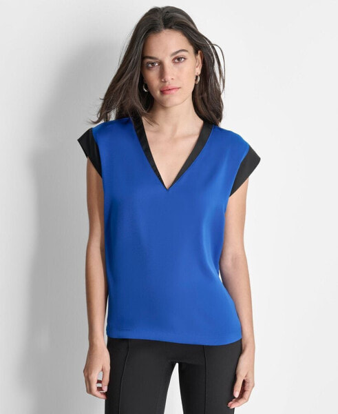 Women's Sleeveless V-Neck Blouse