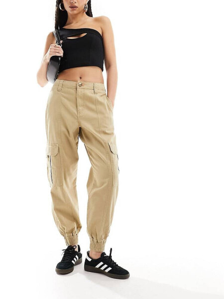 River Island cuffed cargo trouser in beige