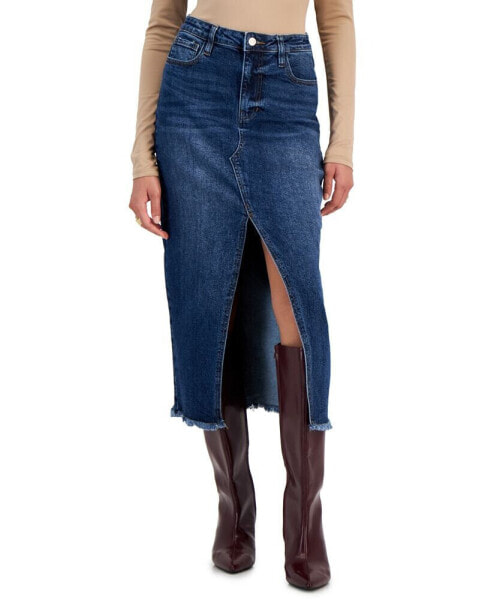 Juniors' Denim Front-Slit Frayed-Hem Midi Skirt