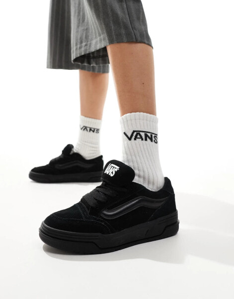 Vans hylane chunky suede trainers in triple black