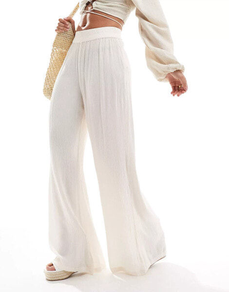 Southbeach oversized beach trousers in cream