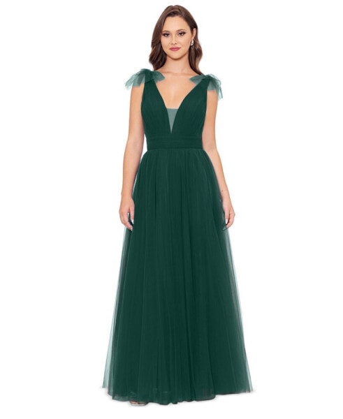 Women's V-Neck Sleeveless Chiffon Gown