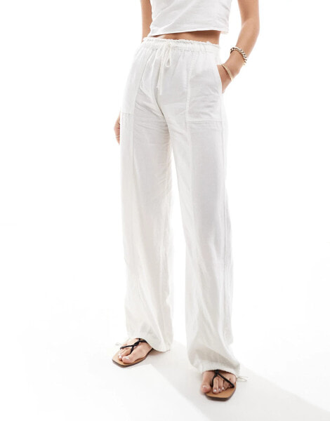 Pull&Bear linen raw edge waist trouser co-ord in white