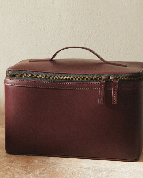 Large leather toiletry bag