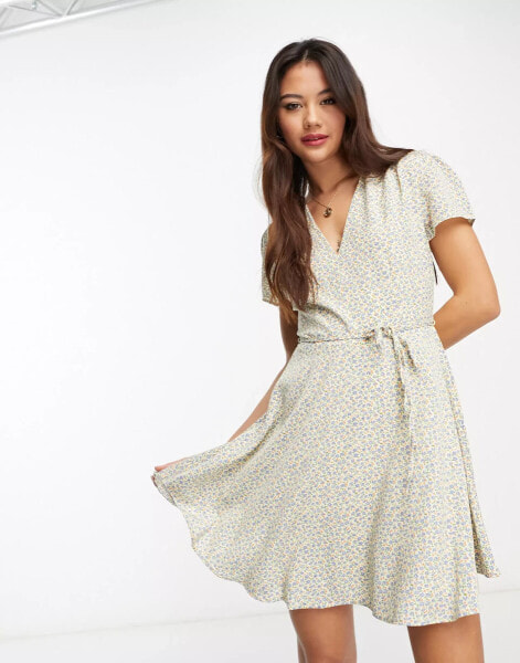 Glamorous v neck tie waist mini tea dress in cream spring floral