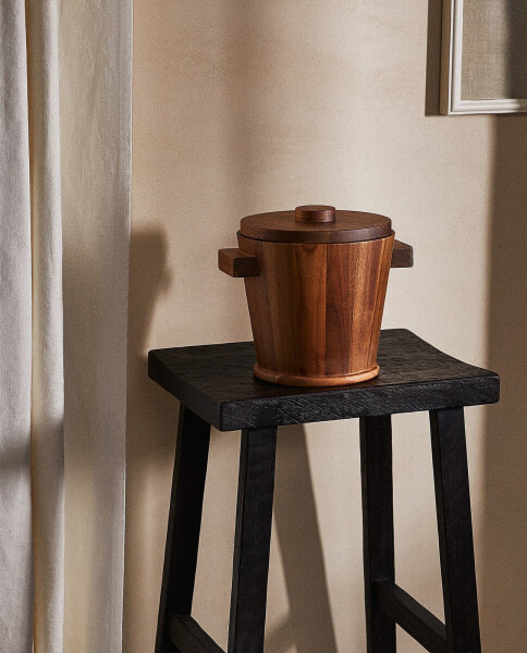 Wooden ice bucket with handles