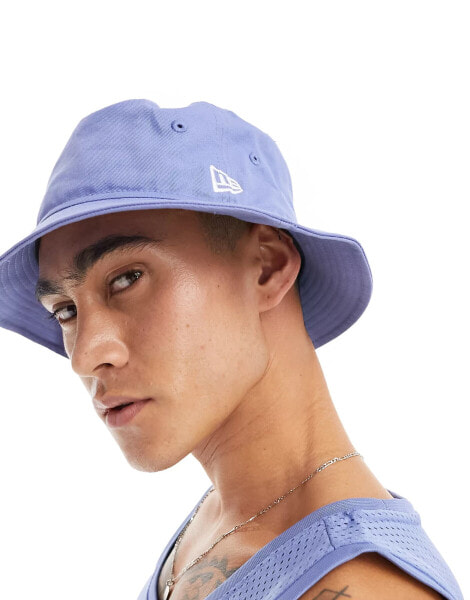 New Era logo bucket hat in blue