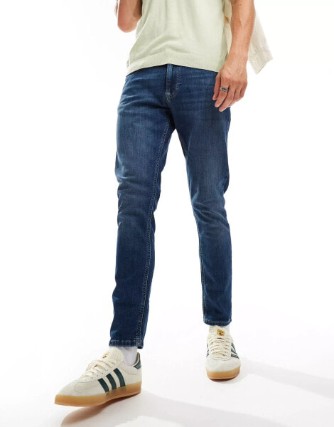 Tommy Jeans Slim Tapered Jeans in Blue