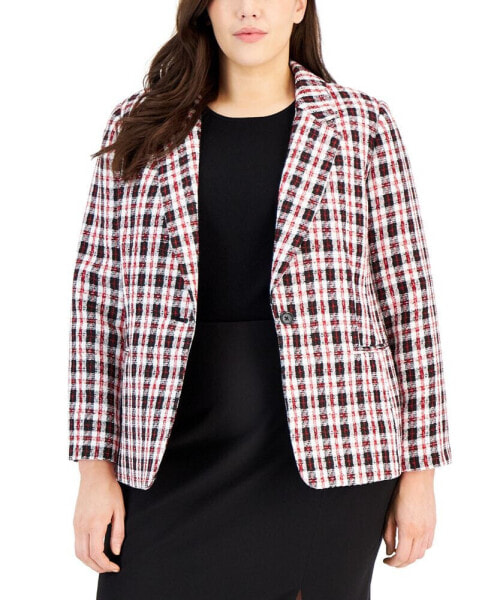 Plus Size Plaid Long-Sleeve Blazer