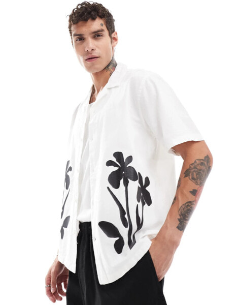 ASOS DESIGN relaxed revere shirt with placement print in white