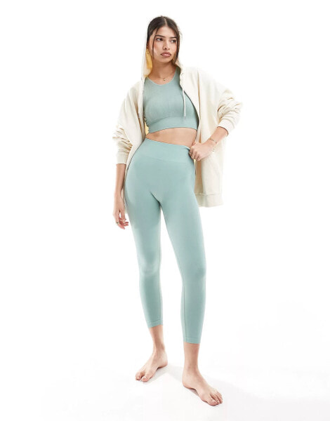 Born Living Yoga – Amal – Nahtlose Leggings in Hellgrün