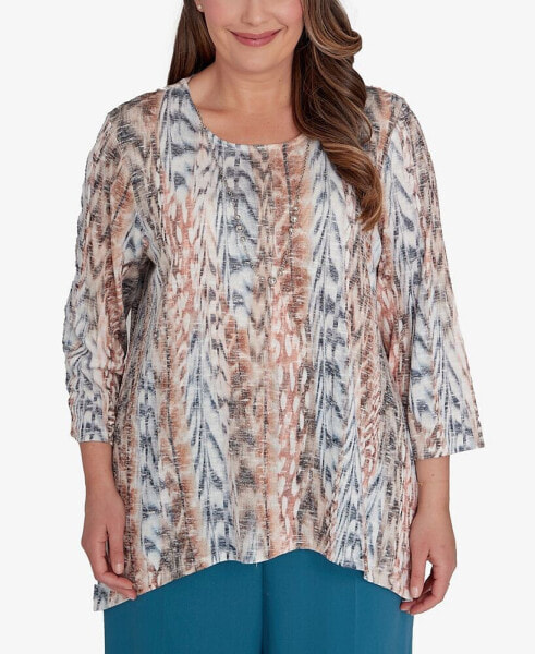 Plus Size Classic Vertical Animal Print Top With Necklace