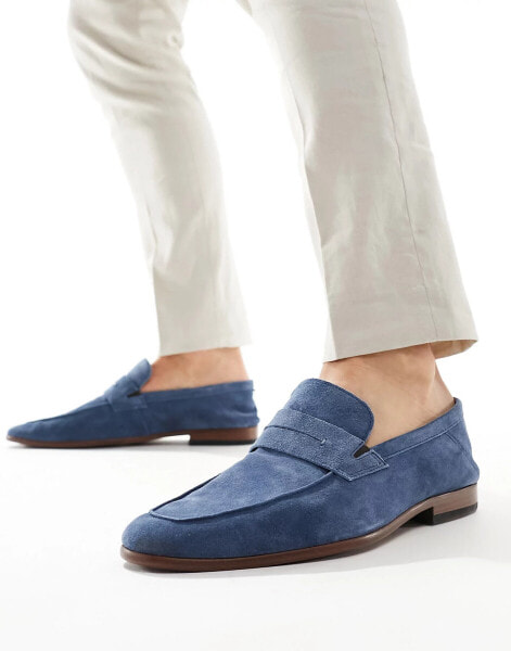 schuh Randy loafers in navy suede