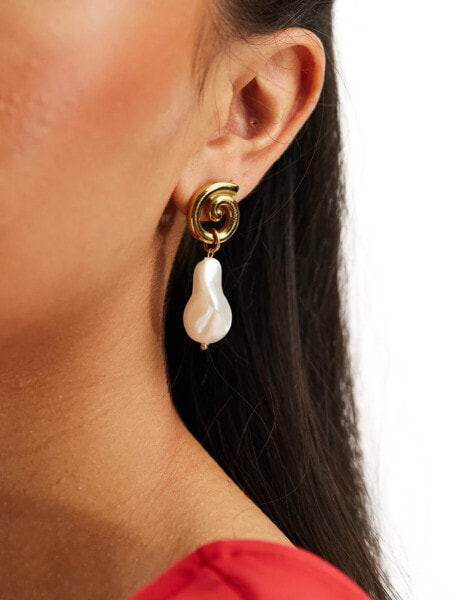 Petit Moments swirl pearl drop waterproof stainless steel earrings in gold