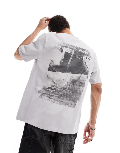 COLLUSION Skater fit back polaroid graphic print t-shirt in washed stone