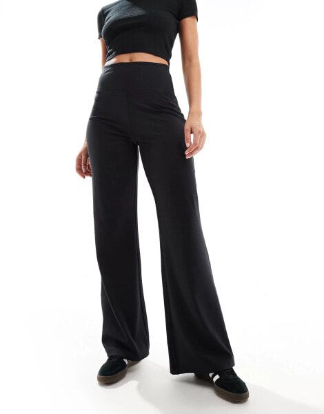 ASOS 4505 Icon soft touch wide leg dance pant in black