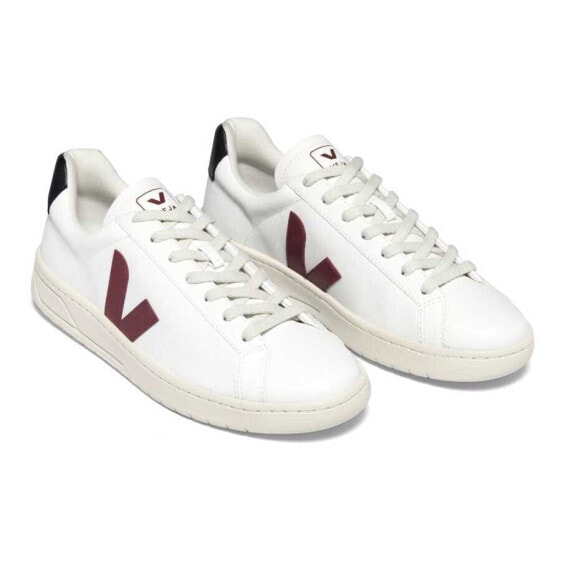 Кроссовки Veja Urca Trainers