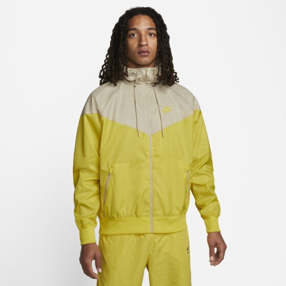 Chamarra Con Gorro Para Hombre Nike Sportswear Windrunner - Amarillo