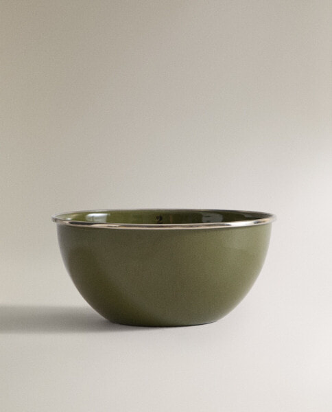 Enamelled-exterior camping bowl