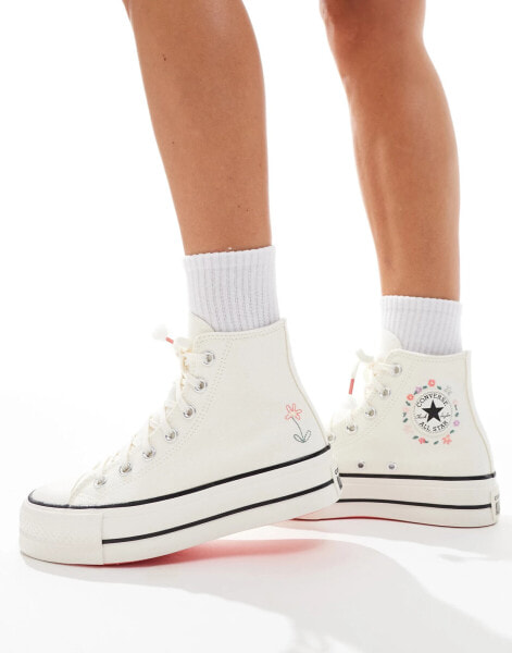 Converse – Chuck Taylor All Star Lift Hi – Sneaker in Weiß mit Blumen-Stickerei