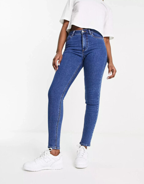 New Look – Enge Jeans in Mittelblau mit mittelhohem Bund