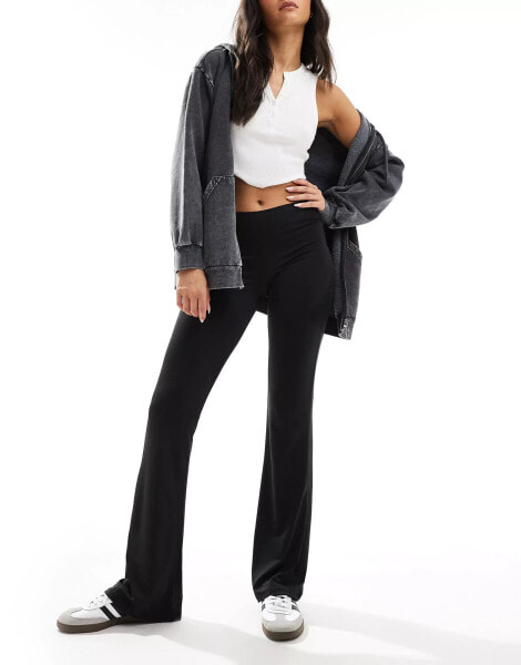 Pull&Bear polyamide sculpt flare trouser in black