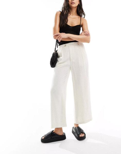 Stradivarius linen look culotte in natural