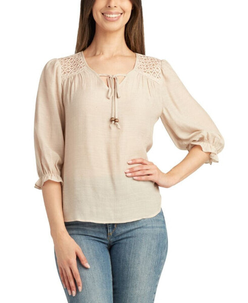 Juniors' Tie-Front Lace-Trim 3/4-Sleeve Top