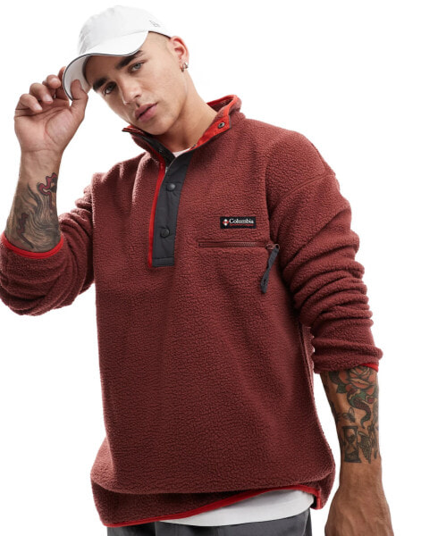 Columbia Helvetia II half snap fleece in burgundy