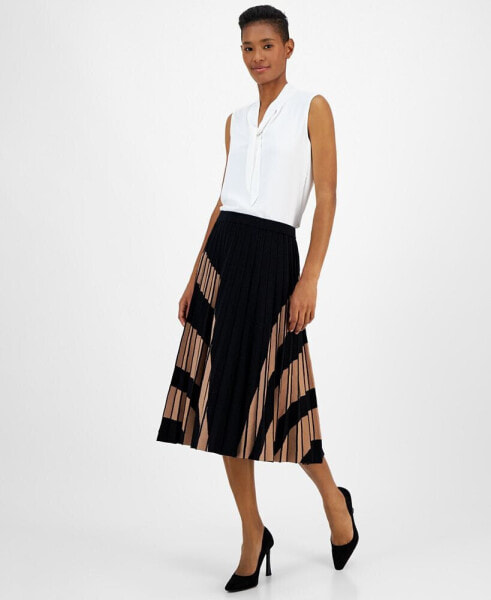 Women's Pull-On Flare Pleated Midi Skirt