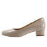 Trotters Dream T2302-256 Womens Beige Wide Leather Pumps Heels Shoes 12