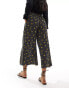 New Look ditsy cropped trousers in black