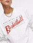 Nike Basketball – Standard Issue – Sweatshirt mit Rundhalsausschnitt in Hellgrau