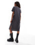 Noisy May Petite midi t-shirt dress with wild print in grey