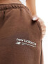 New Balance Linear heritage brushed back fleece sweatpant in brown