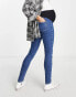 Topshop Maternity – Joni – Umstandsjeans in Mittelblau mit Überbauchbund