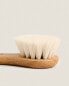 Iris hantverk face brush