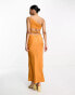 ASOS DESIGN – Satin-Maxikleid in Sonnenuntergang-Orange mit One-Shoulder-Träger und Zierausschnitt mit elastischem Riemen