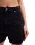 Mango slim short in black