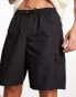 New Look zip pocket cargo shorts in black