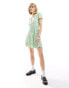 Glamorous v neck tie waist short sleeve mini tea dress in green daisy