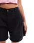 Levi's Pleated trouser shorts in black