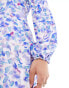 Vila v neck maxi dress with balloon sleeves in blue blurred spot print