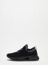 Hummel Unisex Tatum seamless trainers in black - BLACK