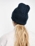 Columbia Agate Pass cable knit beanie in navy